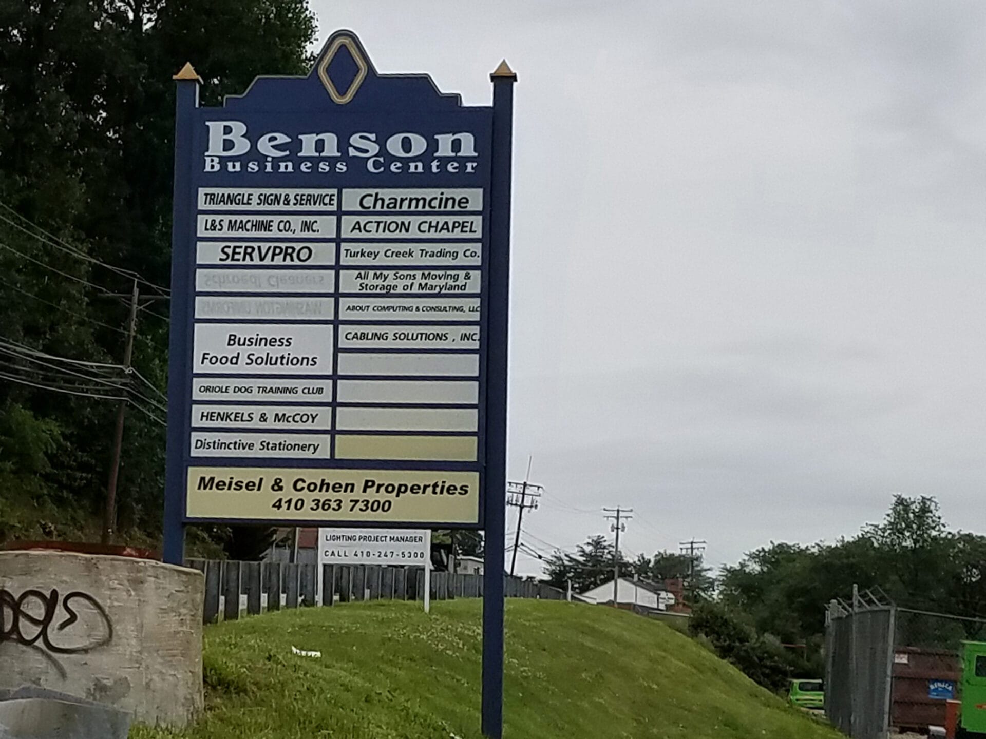 Benson sign with building occupants at oriole-dtc-halethorpe-md