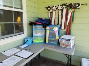 awards area at paw's n que's