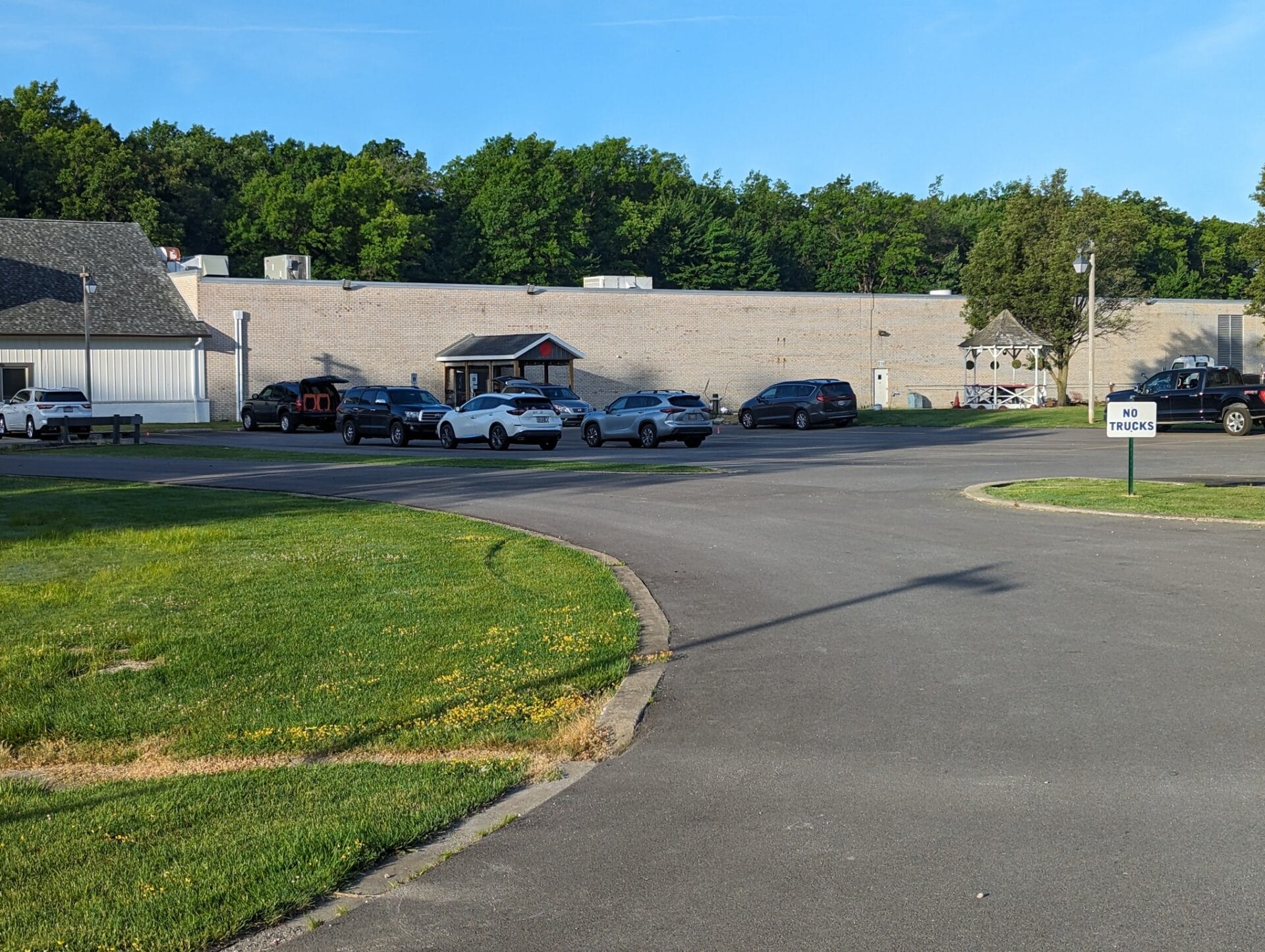 exterior of building - Pinnacle Dog Sports, Westlake OH